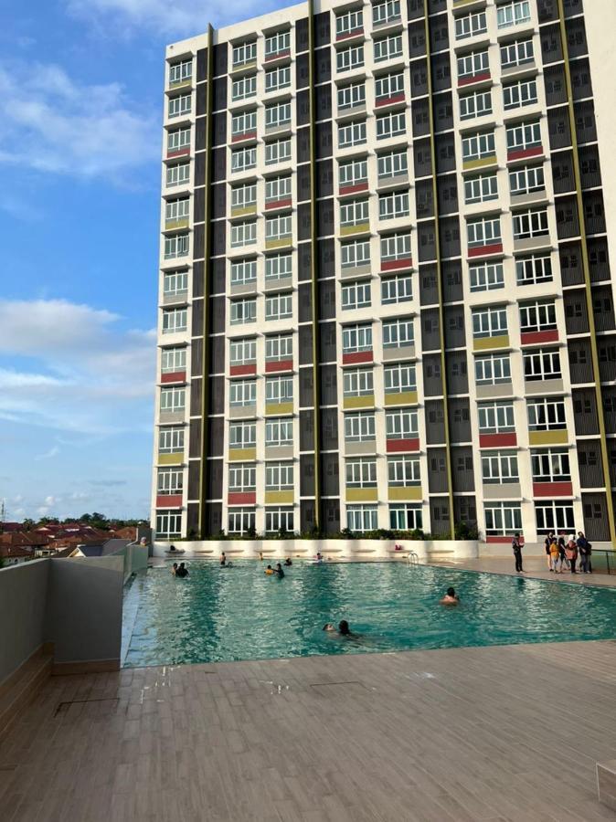 Valley Suites By Wyatthomes Kuantan Exterior foto
